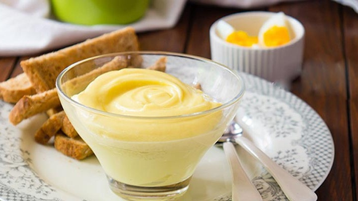 Sốt mayonnaise thơm ngon béo ngậy từ Chanh leo Meiji